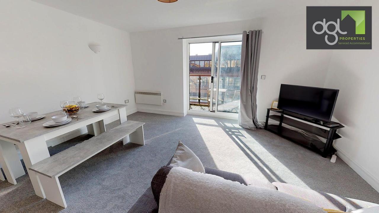 2 Bedroom Apartment Dgl Serviced Accommodation Southampton City Centre Exterior photo